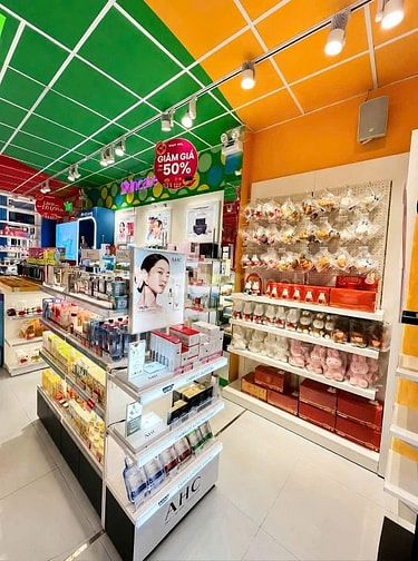 Tuyển Liền  Nhân Viên Nam/  Nữ, Làm Kho ,Đóng Gói Hàng Hoá, Dán Tem