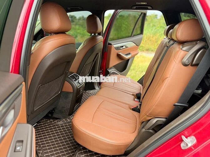 VinFast Lux SA2.0 Turbo 2019 Premium Đỏ