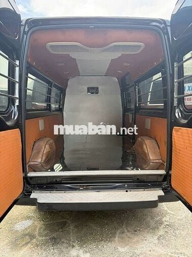 Ford Transit 2019 van 3 chỗ 930kg