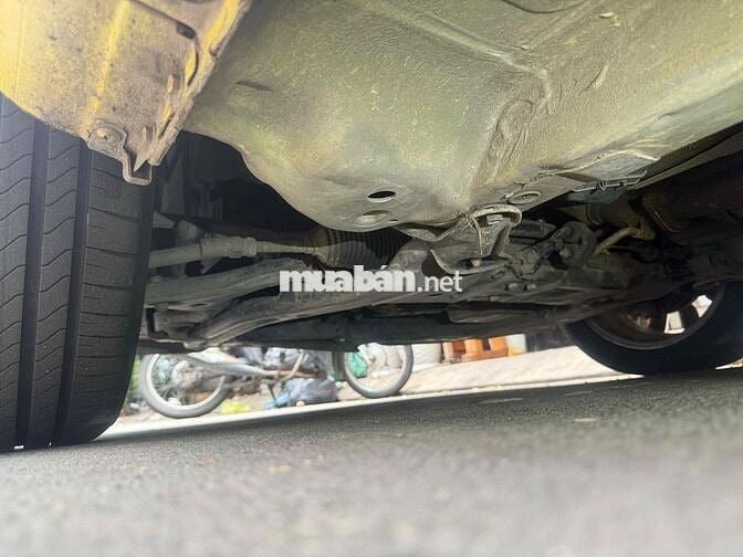 Kia Carens MT 1.6 102.000 km Vàng