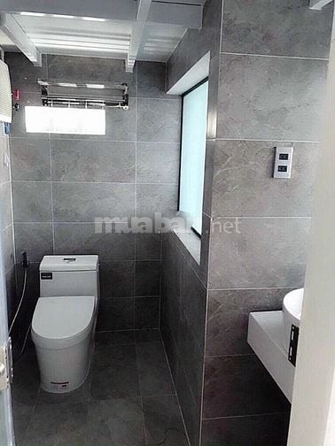Phòng trọ kdc Bắc Rạch Chiếc, Phước Long A Q9, có sẵn máy lạnh an ninh