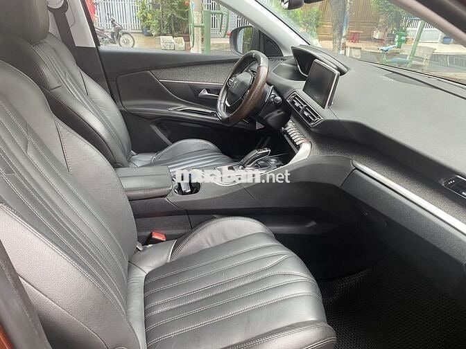 Peugeot 3008 bản cao, mua mới từ 2019, đi kĩ