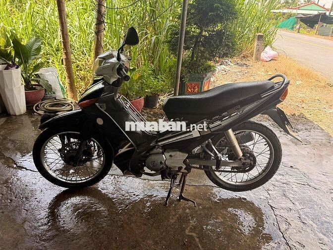 Yamaha Taurus Đen