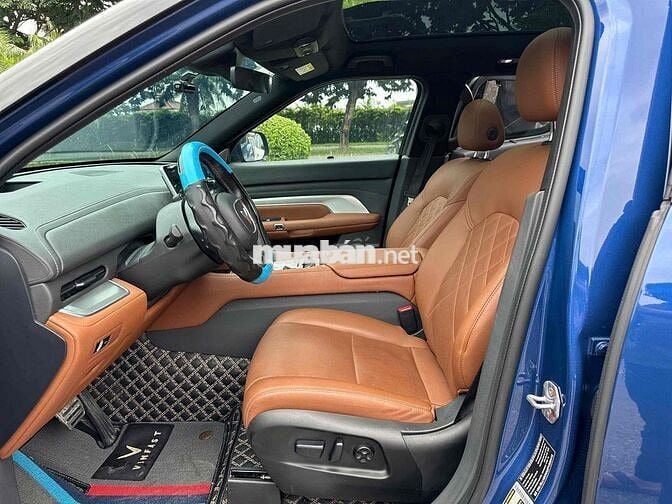 Vinfast VF9 Plus 2023 Xanh dương 5v3 km