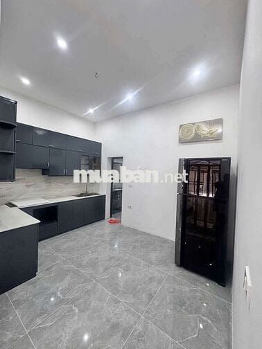 Nhà Đẹp Phúc Đồng–3PN Rộng Rãi – Gần Chợ, Trường Học–Chỉ 9,5 Triệu/Th