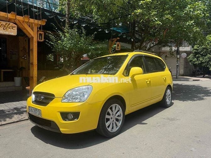Kia Carens MT 1.6 102.000 km Vàng