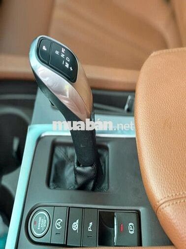 VinFast Lux SA2.0 Turbo 2019 Premium Đỏ