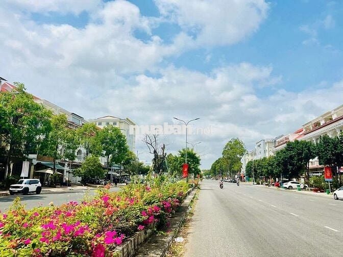 Ch0 thuê nhà 1 trệt 3 lầu Mặt tiền Lý Thái Tổ, KDC Hưng Phú