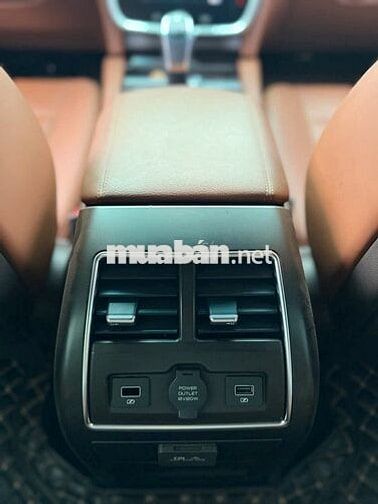 VinFast Lux SA2.0 Turbo 2019 Premium Đỏ