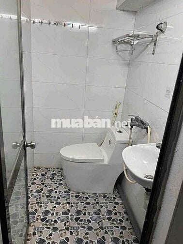 cho thuê nhà Ngọc Lâm, 3PN, full đồ ở ngay. Giá 6,5tr