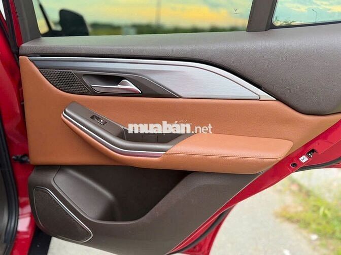 VinFast Lux SA2.0 Turbo 2019 Premium Đỏ