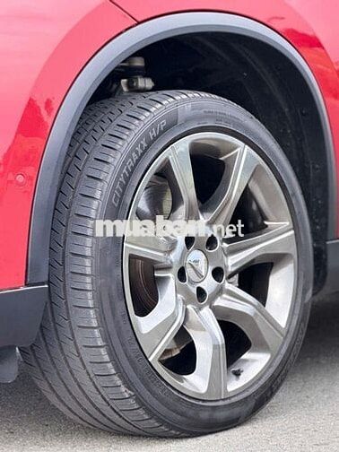 VinFast Lux SA2.0 Turbo 2019 Premium Đỏ