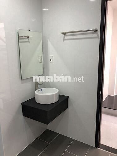 27tr -4 lầu, 5 ngủ ,3wc nhà đẹp trung tâm q3