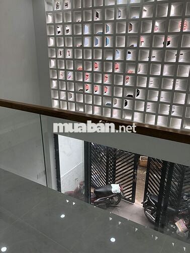 27tr -4 lầu, 5 ngủ ,3wc nhà đẹp trung tâm q3