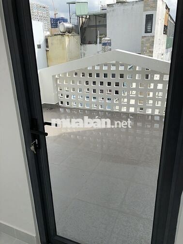 27tr -4 lầu, 5 ngủ ,3wc nhà đẹp trung tâm q3