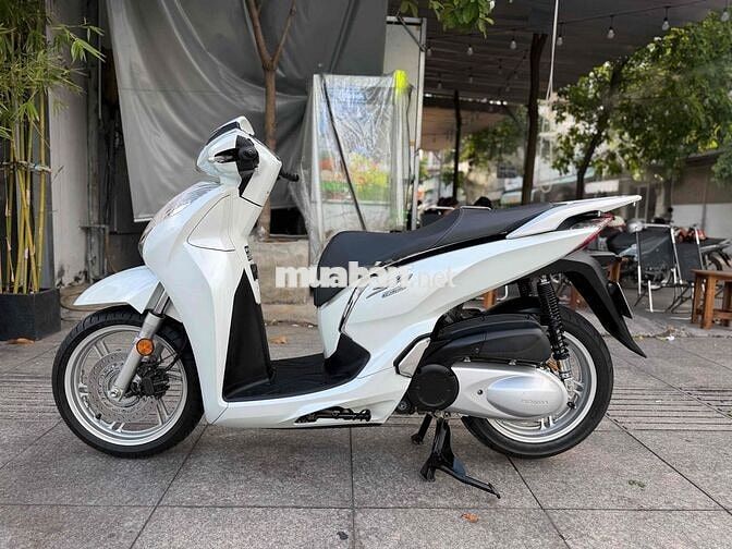 Honda SH 300i 2018 Trắng 7000 km