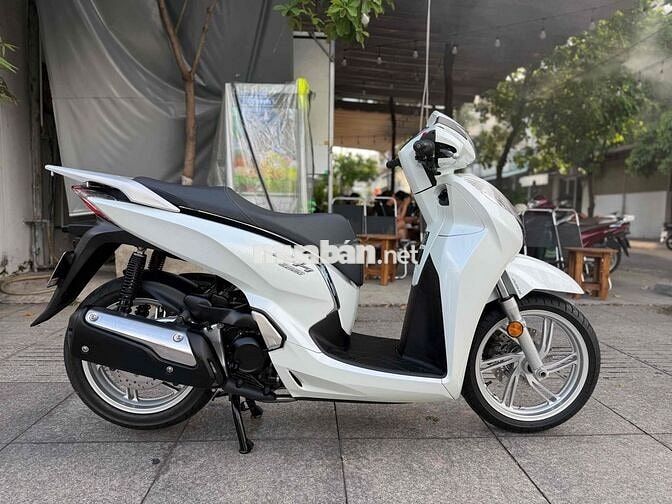 Honda SH 300i 2018 Trắng 7000 km