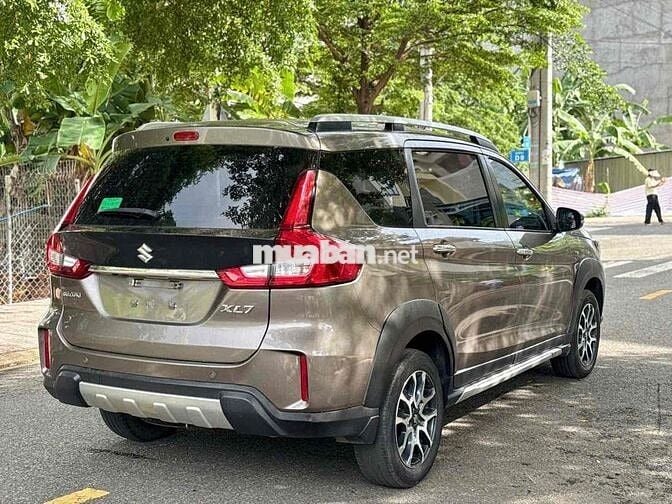 Suzuki XL7 2022 Tự động Nâu 120.000 km