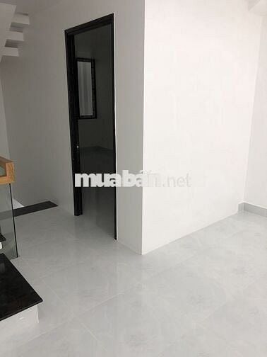 27tr -4 lầu, 5 ngủ ,3wc nhà đẹp trung tâm q3