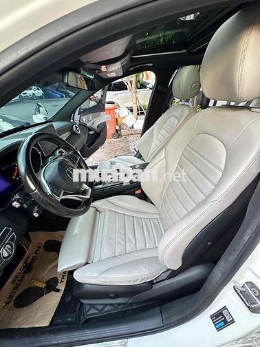 Mercedes-Benz C300 AMG 2016 Trắng