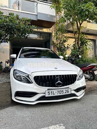 Mercedes-Benz C300 AMG 2016 Trắng