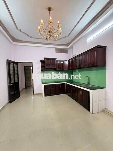 BÁN GẤP NHÀ 5 TẦNG KHU CÁN BỘ_HẺM Ô TÔ GẦN CÔNG VIÊN_LINH CHIỂU_6.9 TỶ