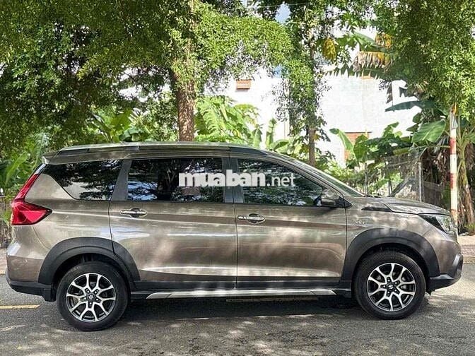 Suzuki XL7 2022 Tự động Nâu 120.000 km
