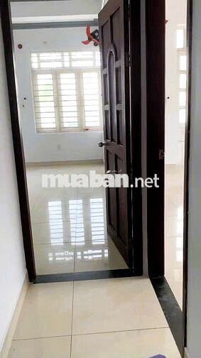 Cho thuê nhà nguyên căn Phường Linh Đông phù hợp văn phòng, showroom