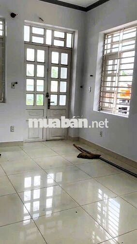 Cho thuê nhà nguyên căn Phường Linh Đông phù hợp văn phòng, showroom