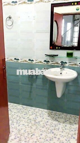 Cho thuê nhà nguyên căn Phường Linh Đông phù hợp văn phòng, showroom