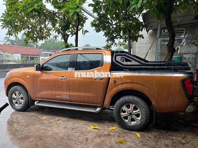 Nissan Navara 2015 Vàng cát Xe bán tải