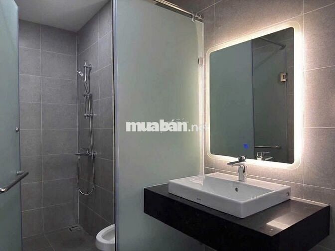 Cho thuê 1PN giá 5tr5 cọc 1 sẵn rèm, giàn phơi, bình nóng lạnh - A&T