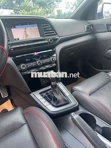 Hyundai Elantra Sport 1.6 T-GDi 2021 Trắng