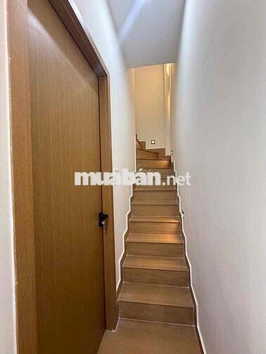 Chính Chủ Hạ 300tr bán gấp Ngay Aeon TP Trệt 2 Lầu 3ty960 TL