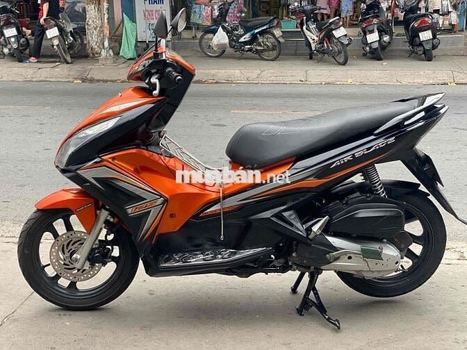 Honda Air Blade Cam đen. Sơn máy zin. ký giấy