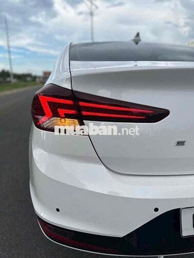 Hyundai Elantra Sport 1.6 T-GDi 2021 Trắng