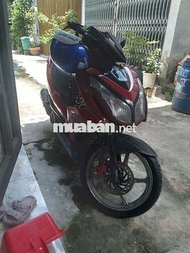 Suzuki Impulse 124cc màu Đỏ