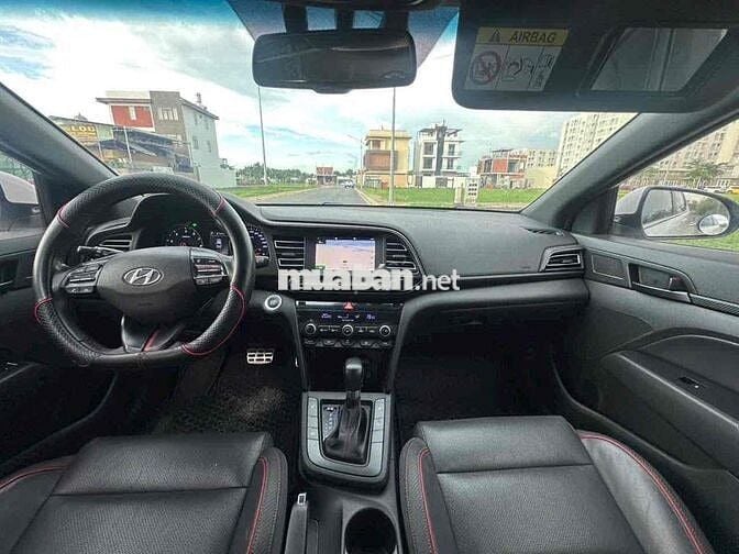 Hyundai Elantra Sport 1.6 T-GDi 2021 Trắng