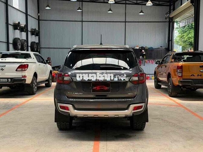 Ford Everest 2020 Titanium Full 2 cầu