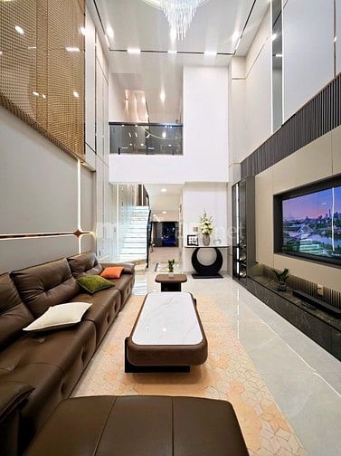 ⭐️Siêu phẩm 5 Lầu THANG MÁY tuyệt đẹp Cao cấp đường rộng 12m Đường Số 