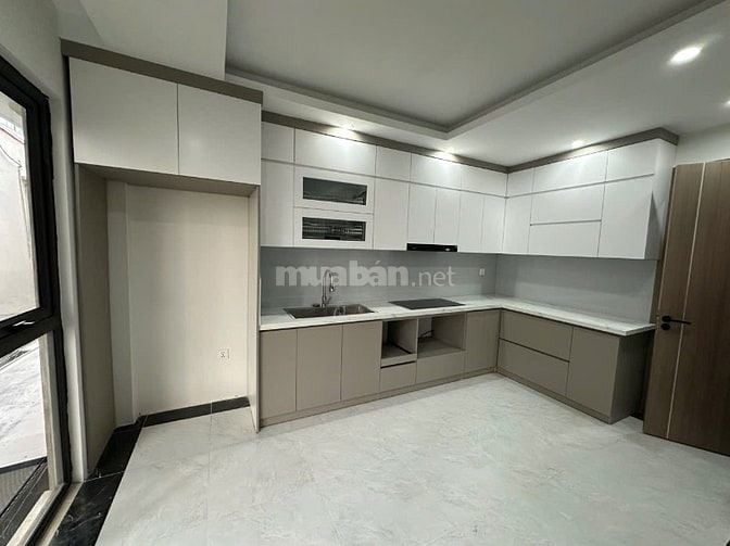 Chính chủ cho thuê nhà ngõ 639 Hoàng Hoa Thám, Hà Nội