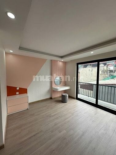 Chính chủ cho thuê nhà ngõ 639 Hoàng Hoa Thám, Hà Nội
