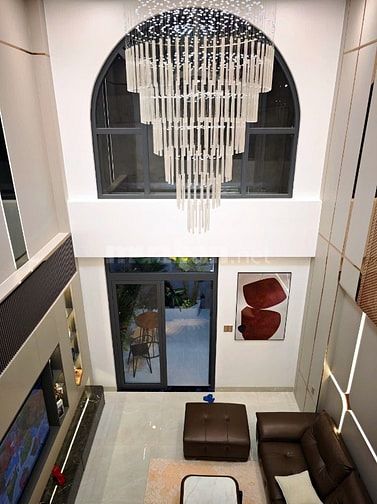 ⭐️Siêu phẩm 5 Lầu THANG MÁY tuyệt đẹp Cao cấp đường rộng 12m Đường Số 