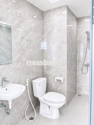 Căn Hộ Lê Phong 2PN ngay Vincom 550 Dĩ An giá 5tr/tháng