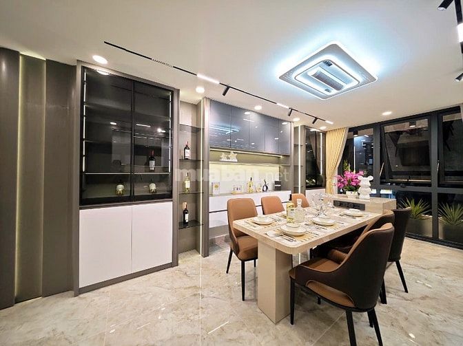 ⭐️Siêu phẩm 5 Lầu THANG MÁY tuyệt đẹp Cao cấp đường rộng 12m Đường Số 