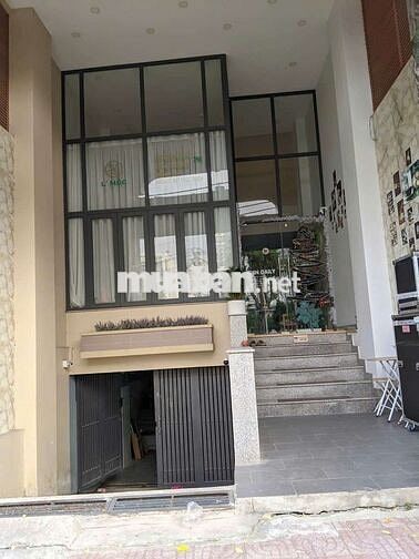 chính chủ sang nhượng căn hộ dịch vụ mặt tiền phạm hữu lầu