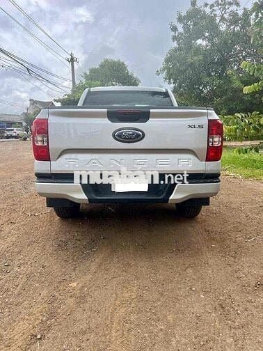Ford Ranger XLS 2022 Bạc Tự động 63.000km