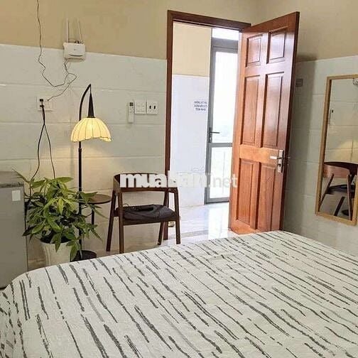 chính chủ sang nhượng căn hộ dịch vụ mặt tiền phạm hữu lầu