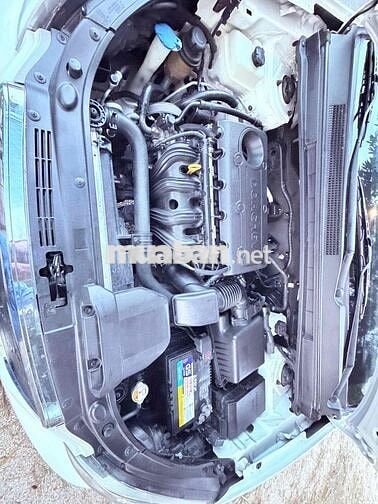 Kia Carens 7 chỗ Trắng Số sàn sx 2015 xe gia đình