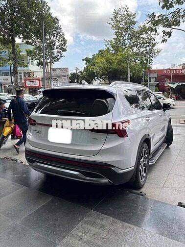 Hyundai SantaFe Cao cấp 2.5L HTRAC sản xuất 2022
